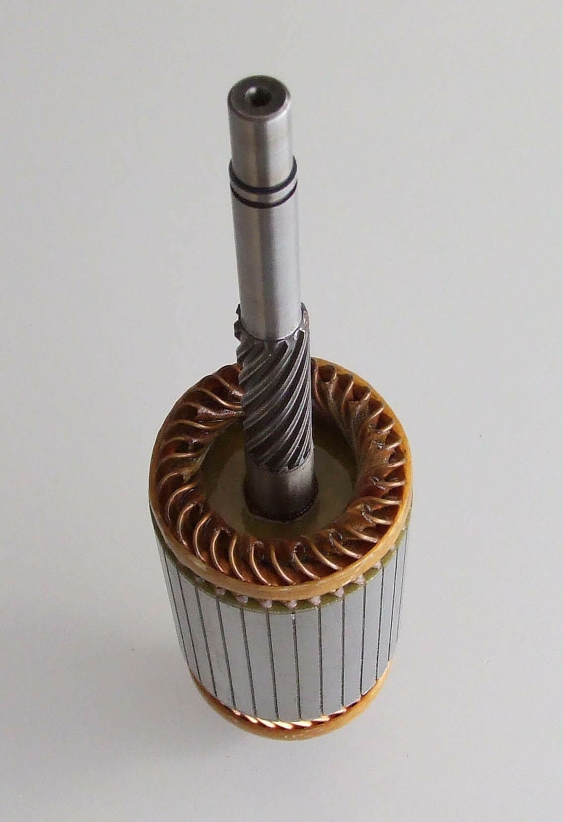 Rotor elektropokretaca bosch 24v 12-13 mercedes duga spirala