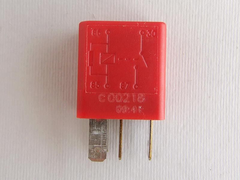 Micro relej wehrle 12v 25a 4 pin