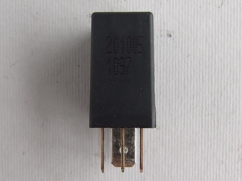 Micro relej wehrle 12v 10/20a 5 pin