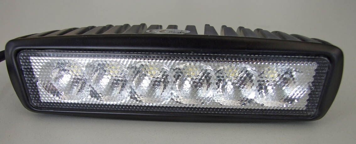Led radno svjetlo 18w 6 dioda 9-32v pravokutno